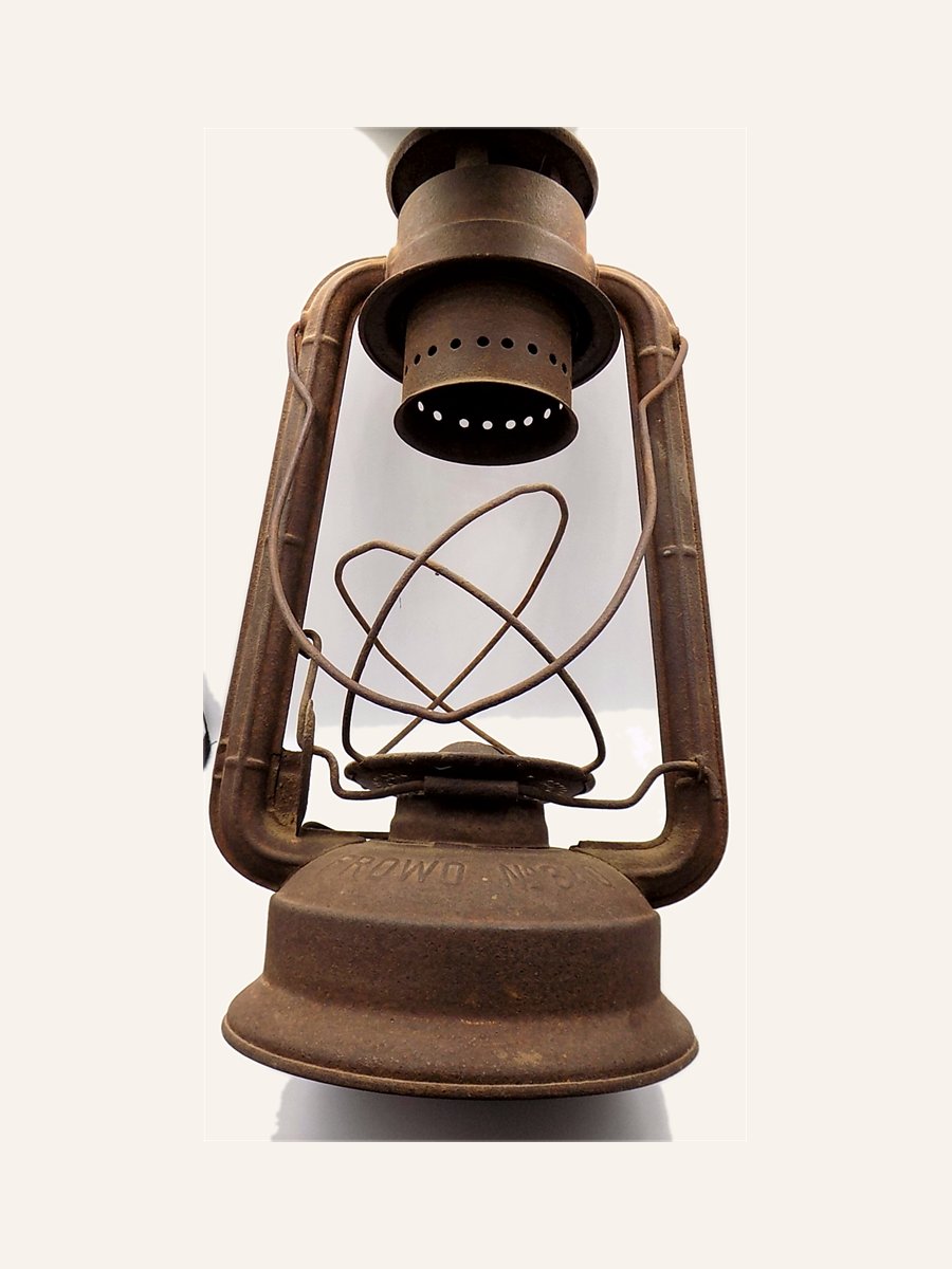 Storm lantern