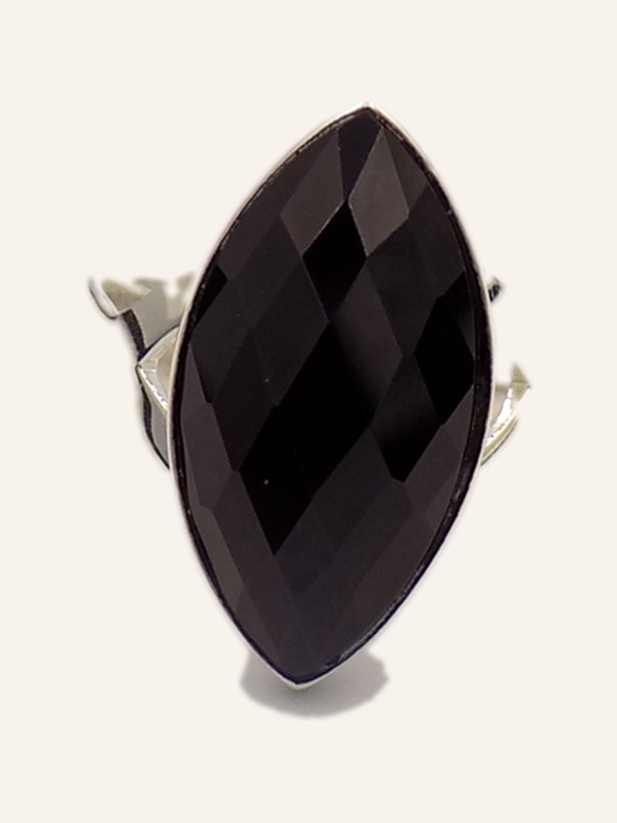 Marquise ring with large onyx