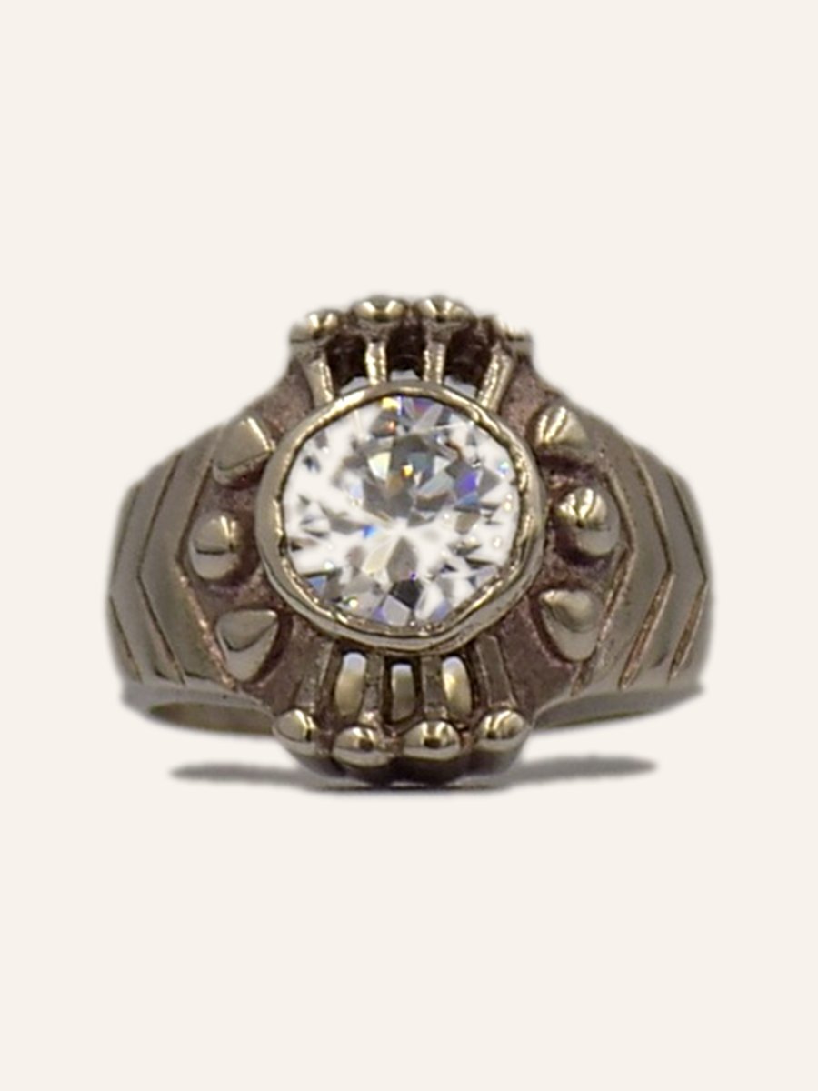 Men's ring with white cubic zirconia and beaded crown