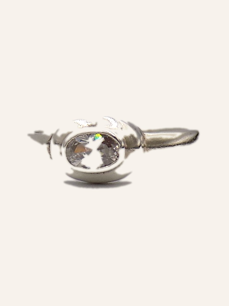 Solitaire ring with oval cubic zirconia