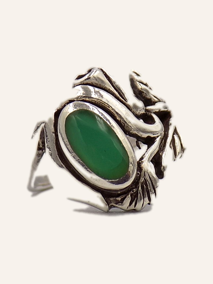 Ring with green agate and silver branches