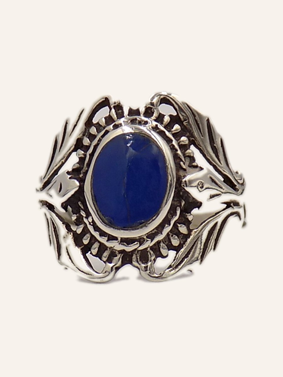 Ring with lapis and foliate crown