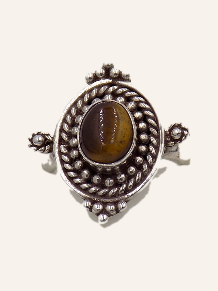 Berber ring with tiger's eye and granulation