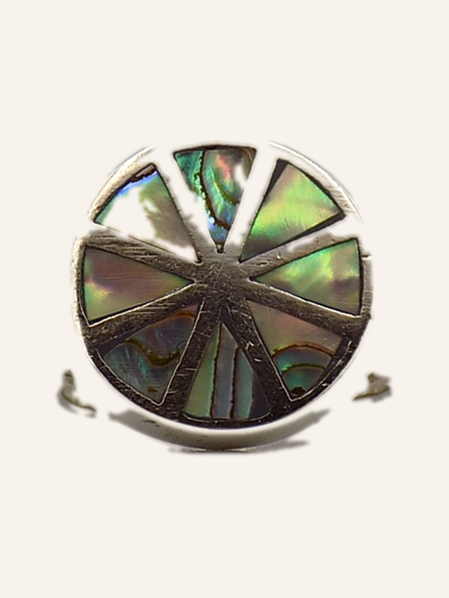 Round ring in mother-of-pearl marquetry