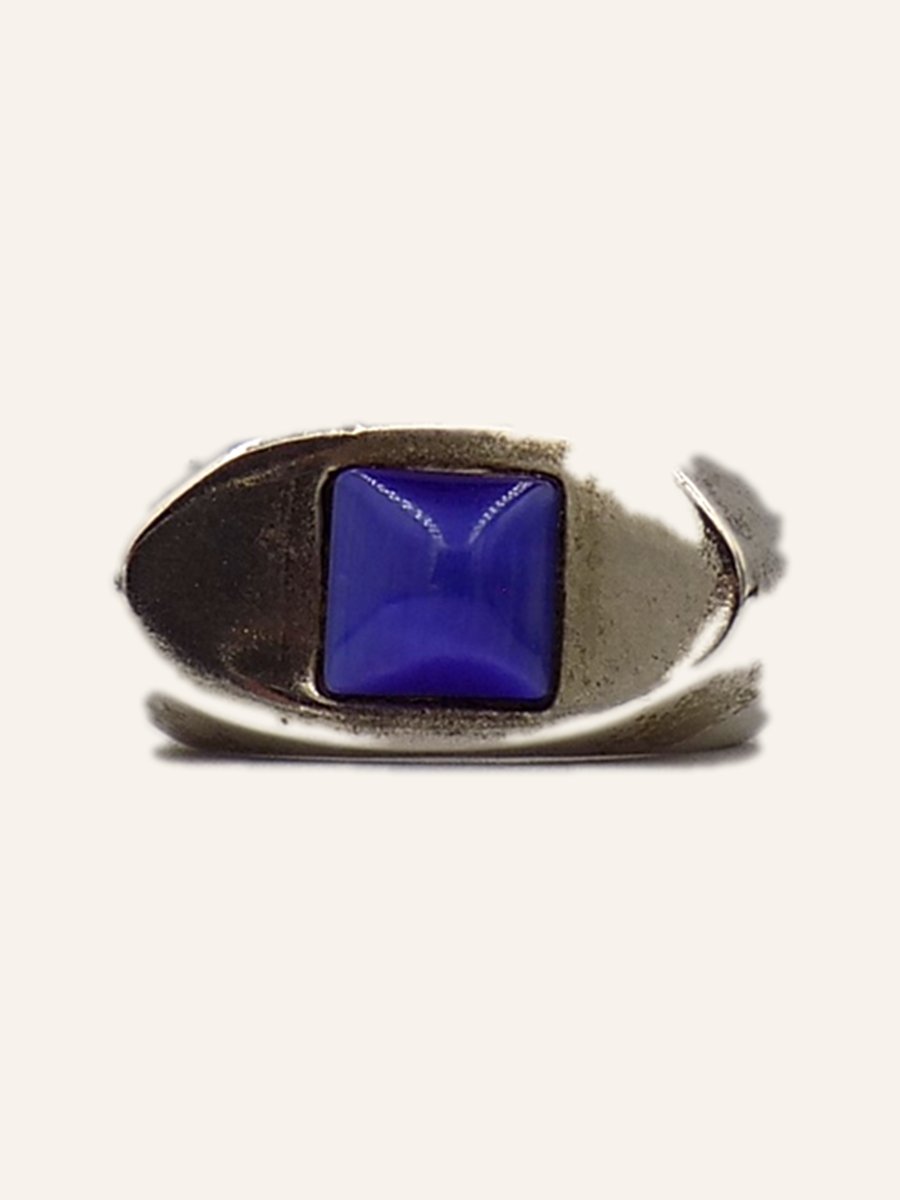 Bague carrée à cabochon bleu