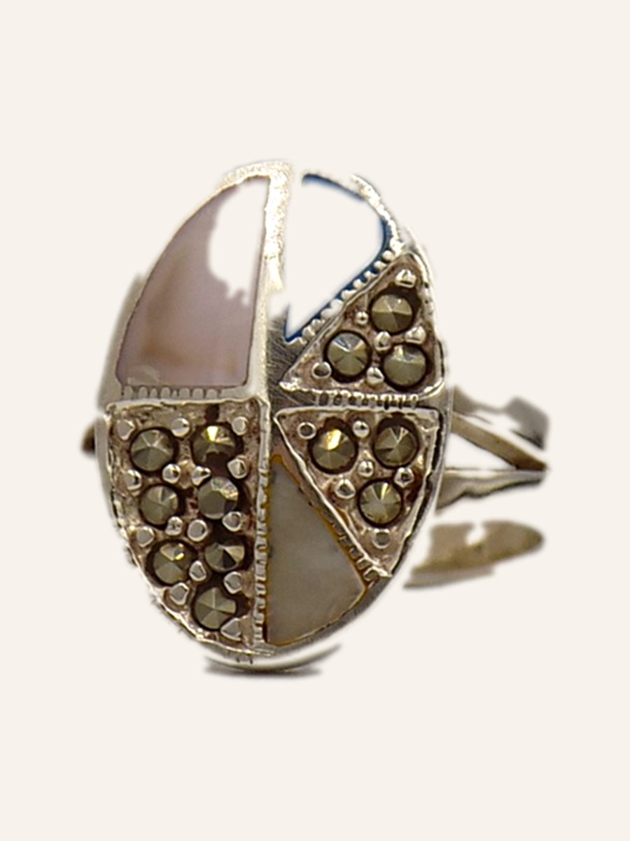 Dome ring in mother-of-pearl and marcasites