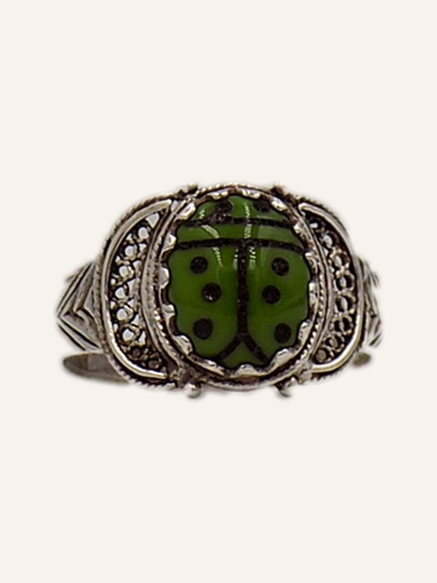 Scarab ring with engraved malachite