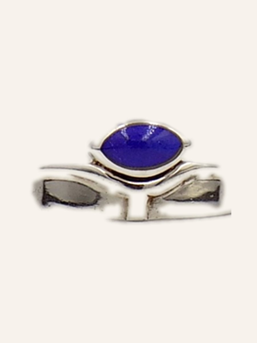 Bague à navette de lapis
