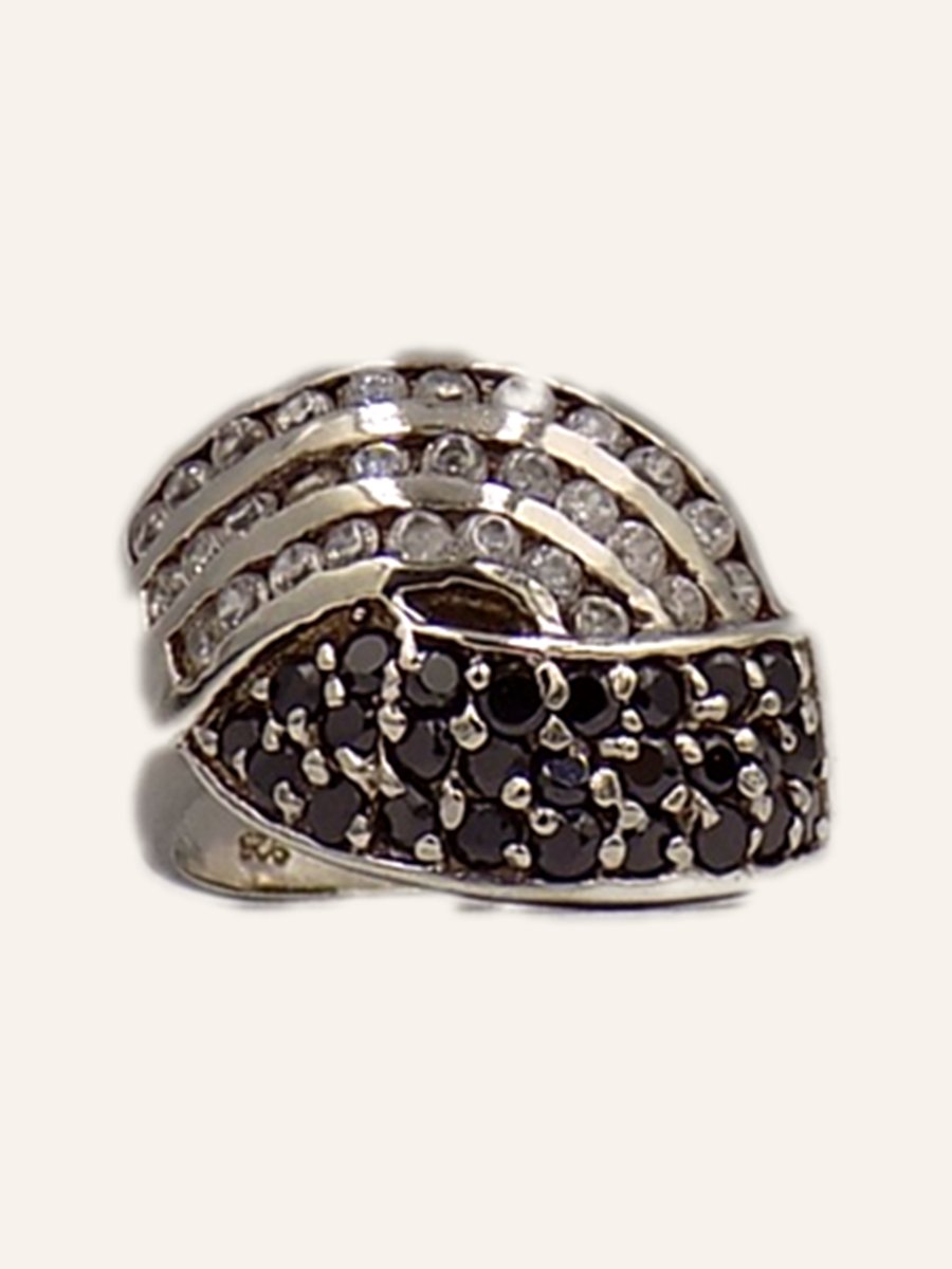 Dome ring with black and white pavé