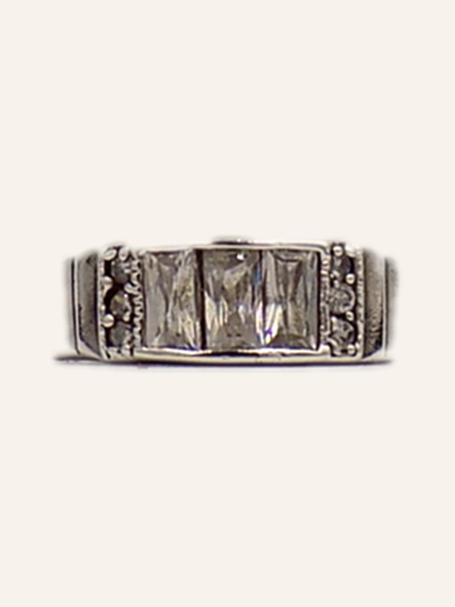 Band ring with baguettes and marcasites
