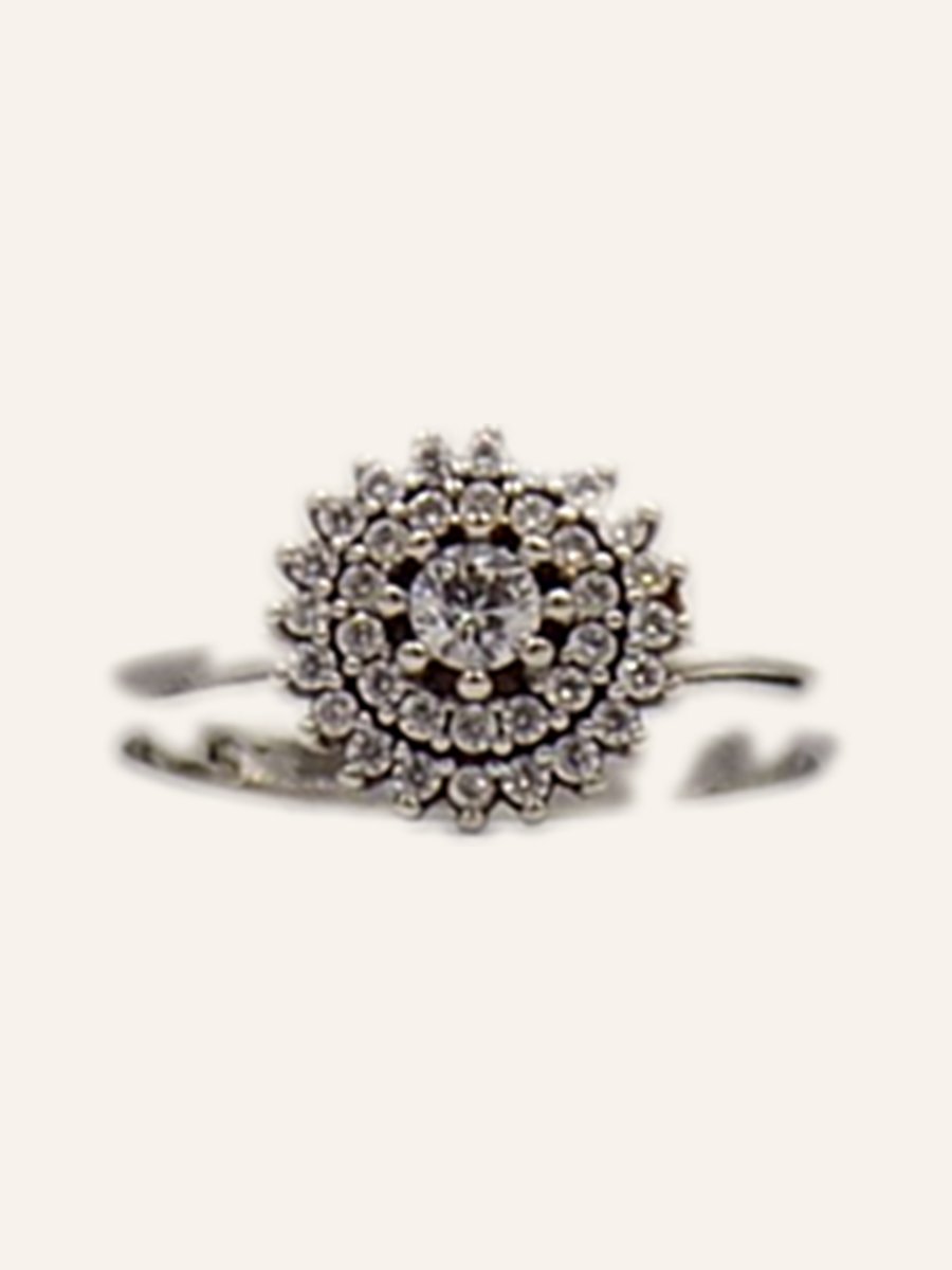 Sun ring with a double crown of cubic zirconia