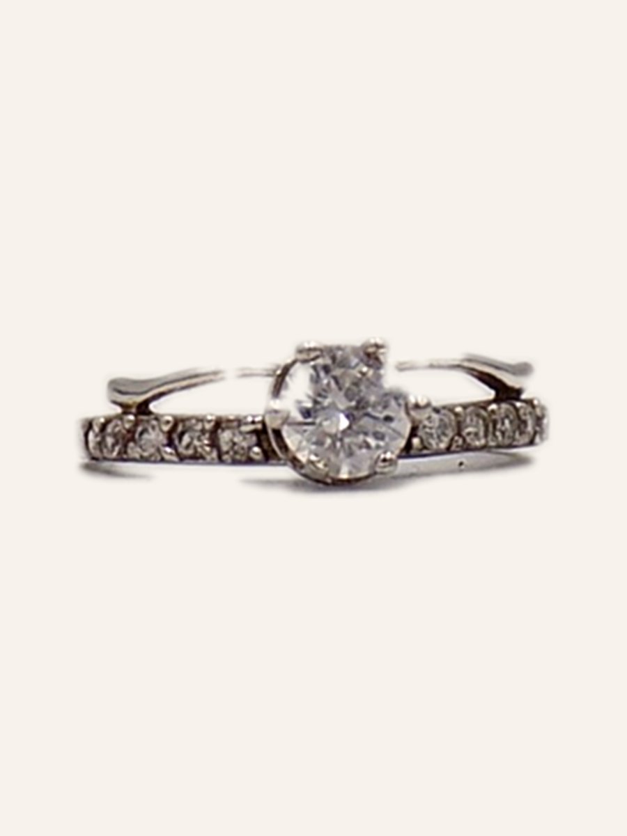 Solitaire ring with cubic zirconia and pavé-set band