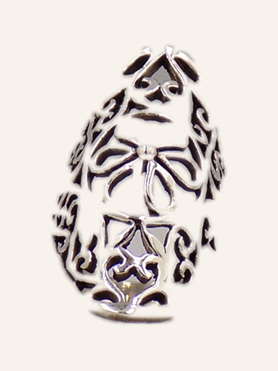 Openwork teardrop ring with Berber motif