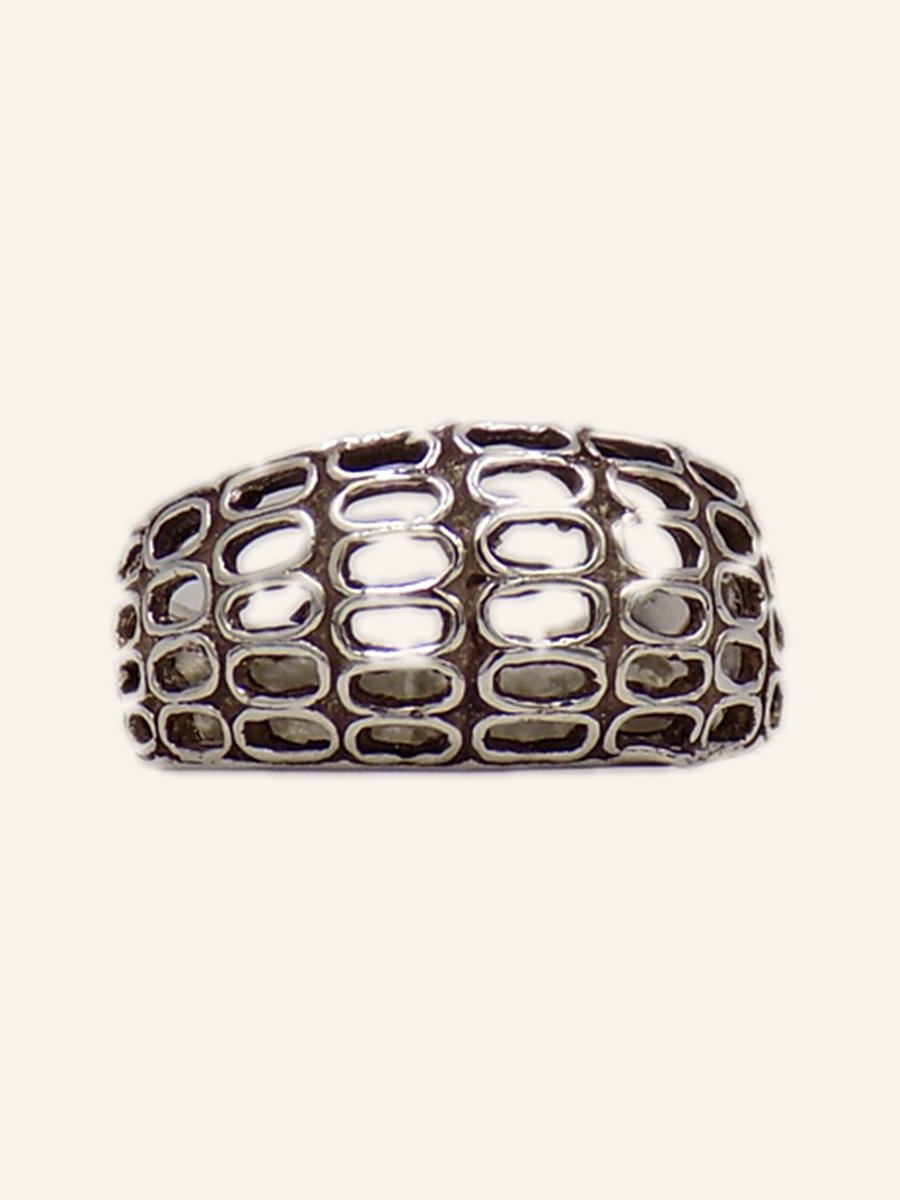Dome ring with honeycomb cells