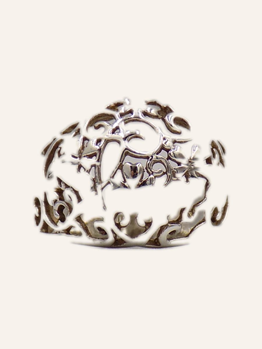 Openwork ring with foliate scrolls and flowers