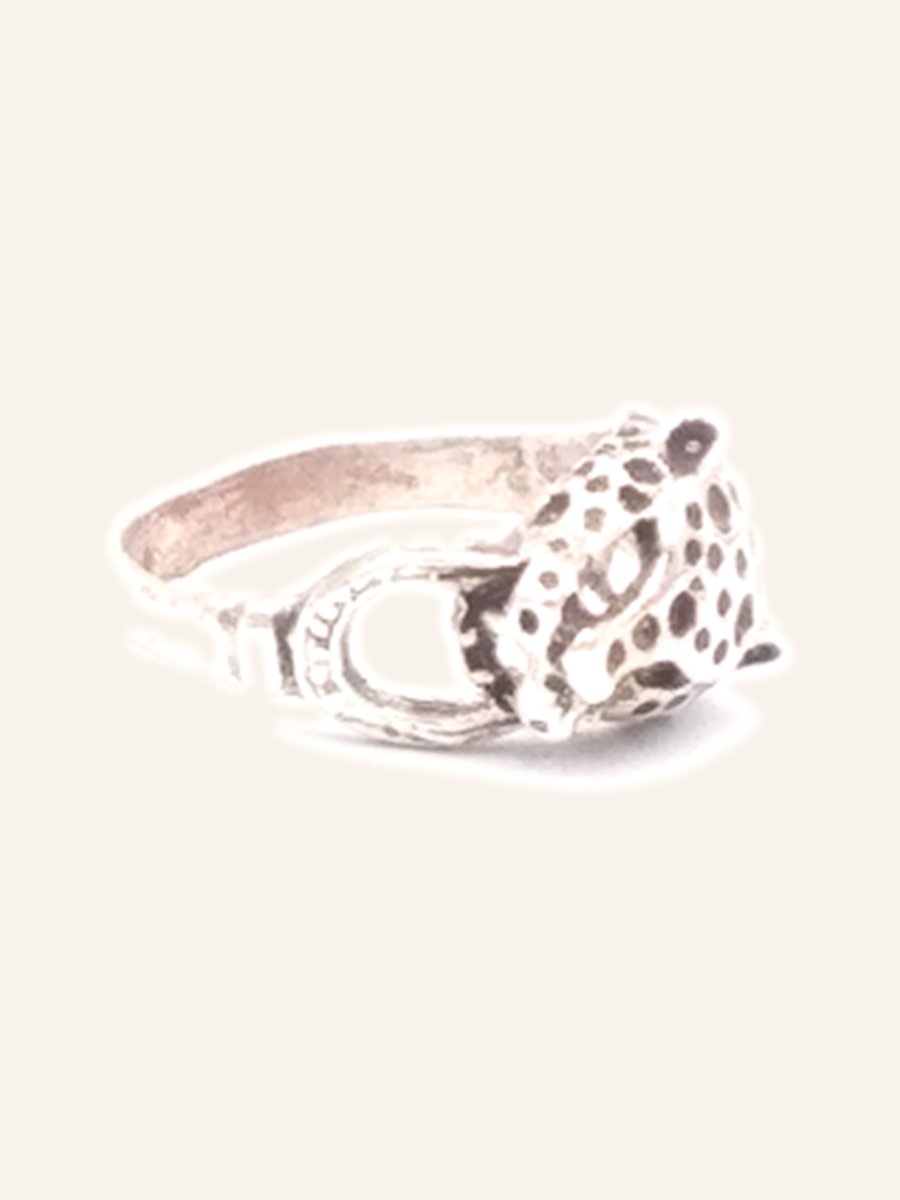 Panther ring