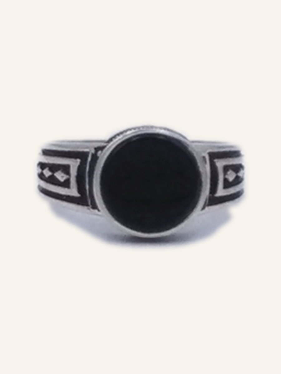Chevalière ronde à onyx