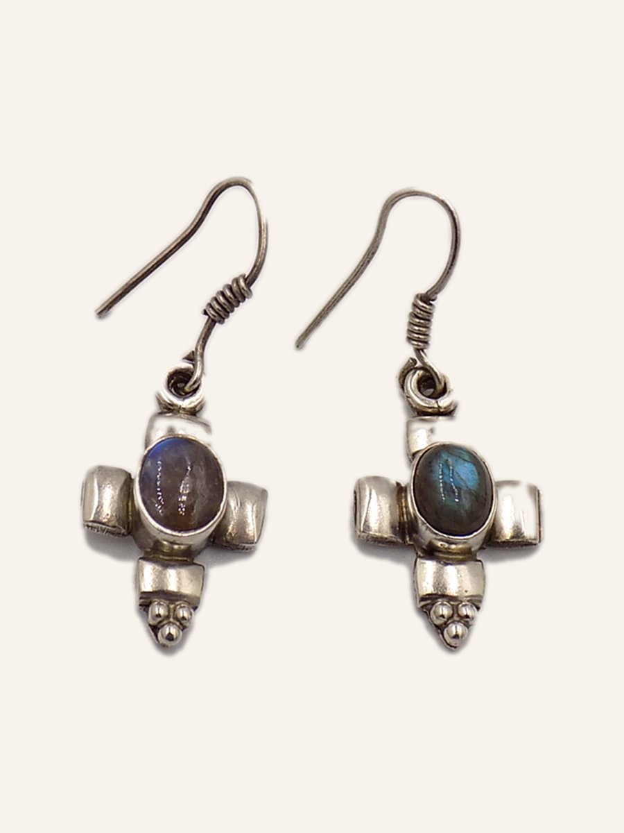 Earrings with labradorite