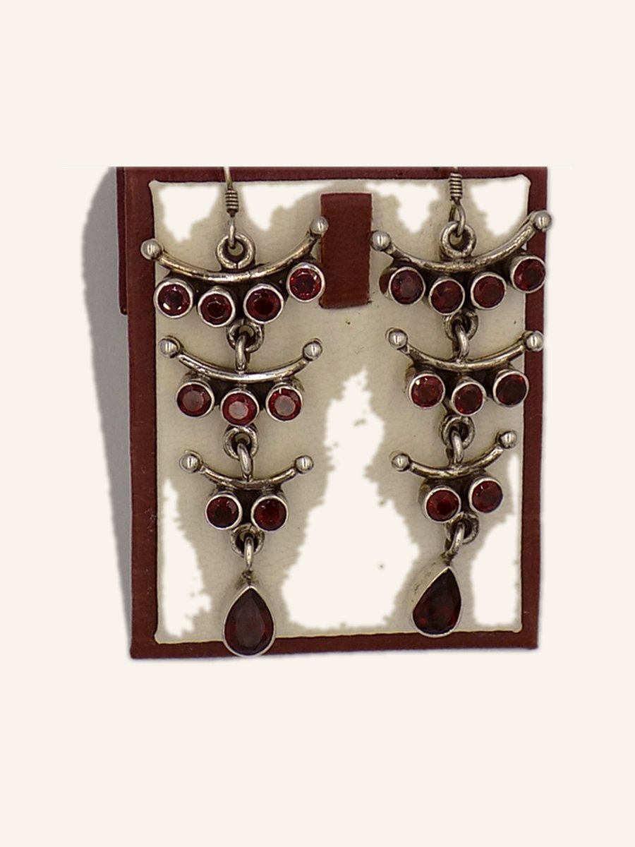 Chandelier earrings with garnets