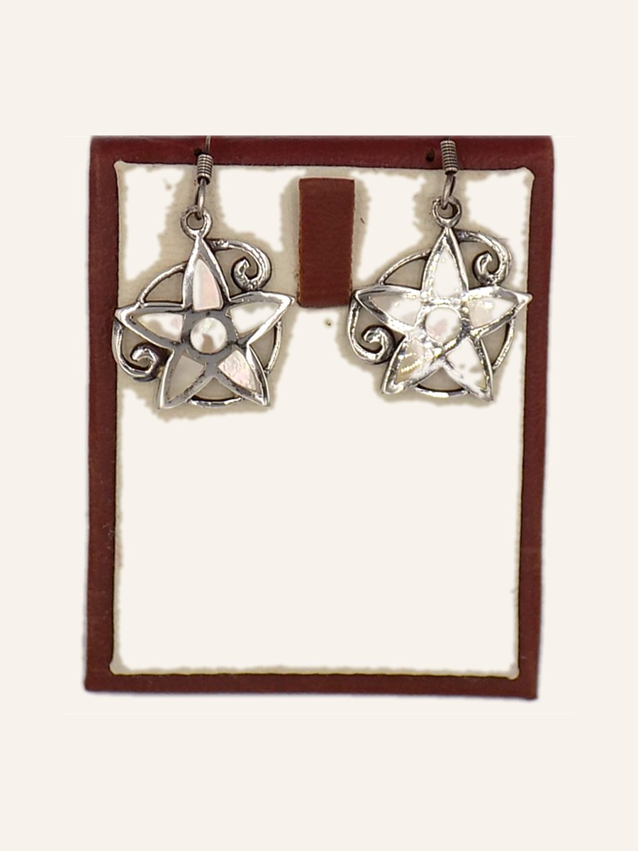 Star earrings with pearls