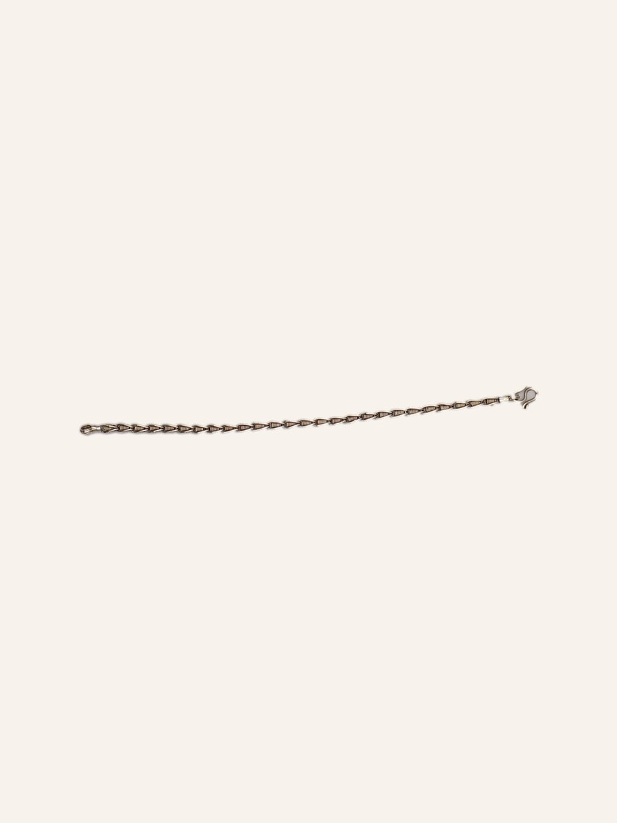 Chain bracelet with beads