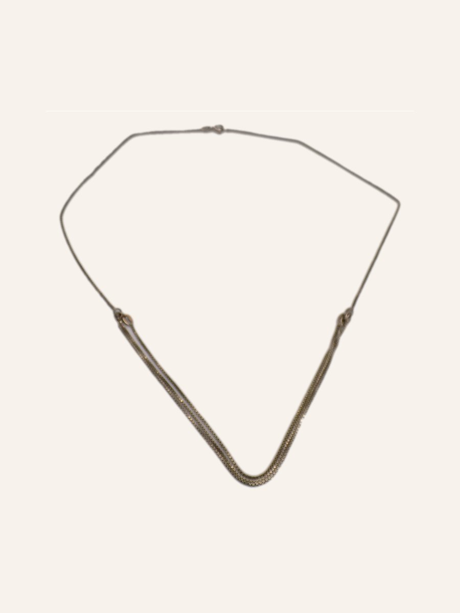 Double chain necklace