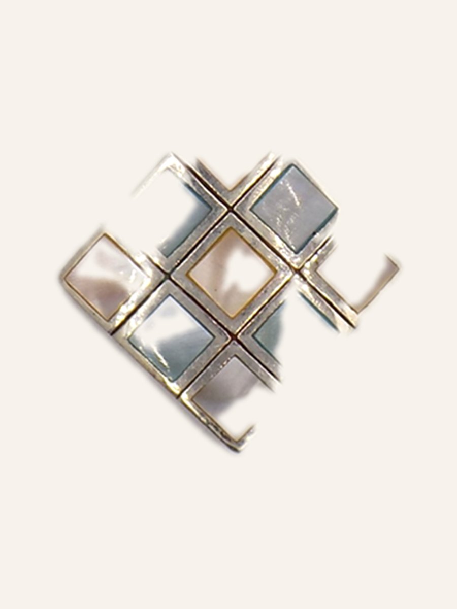 Chequerboard pendant, mother-of-pearl & onyx