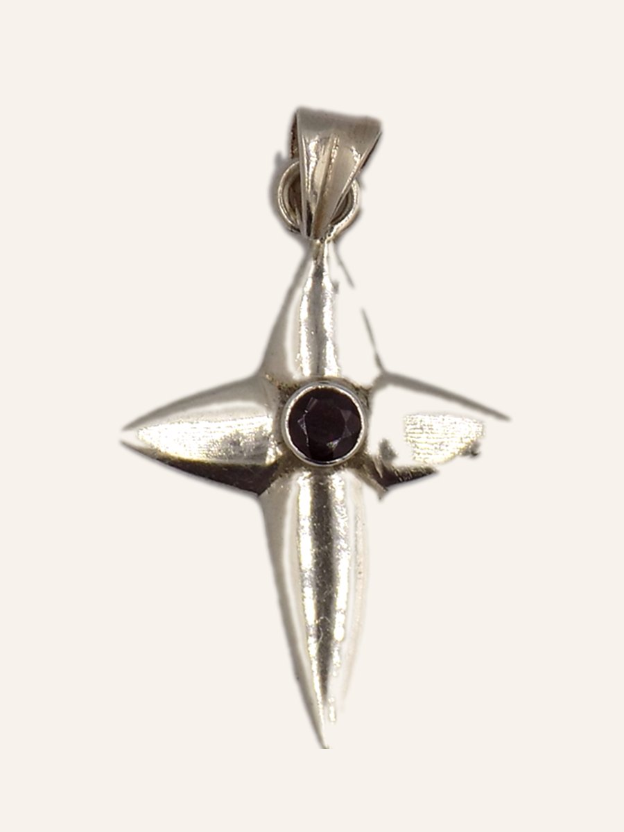 Cross pendant with garnet