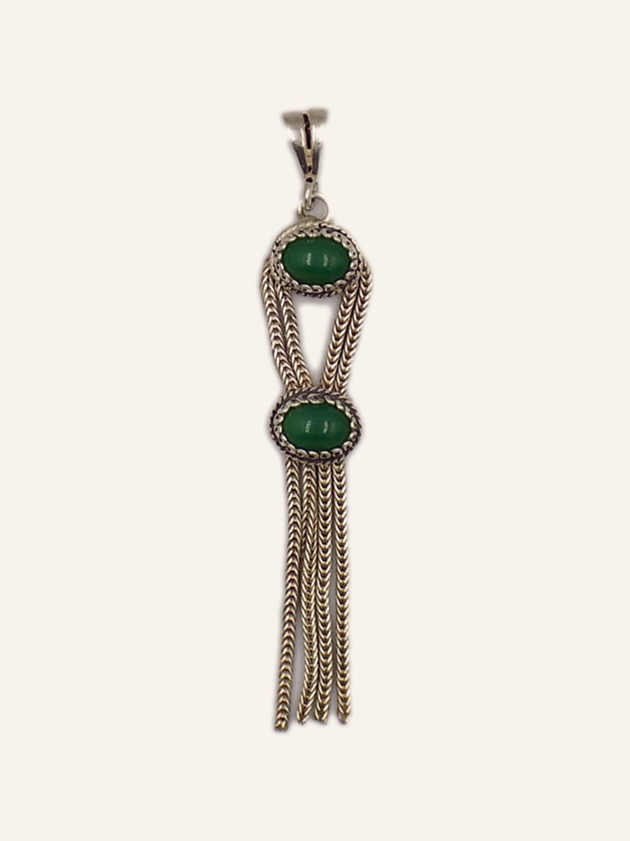 Pendant with malachites and fringes