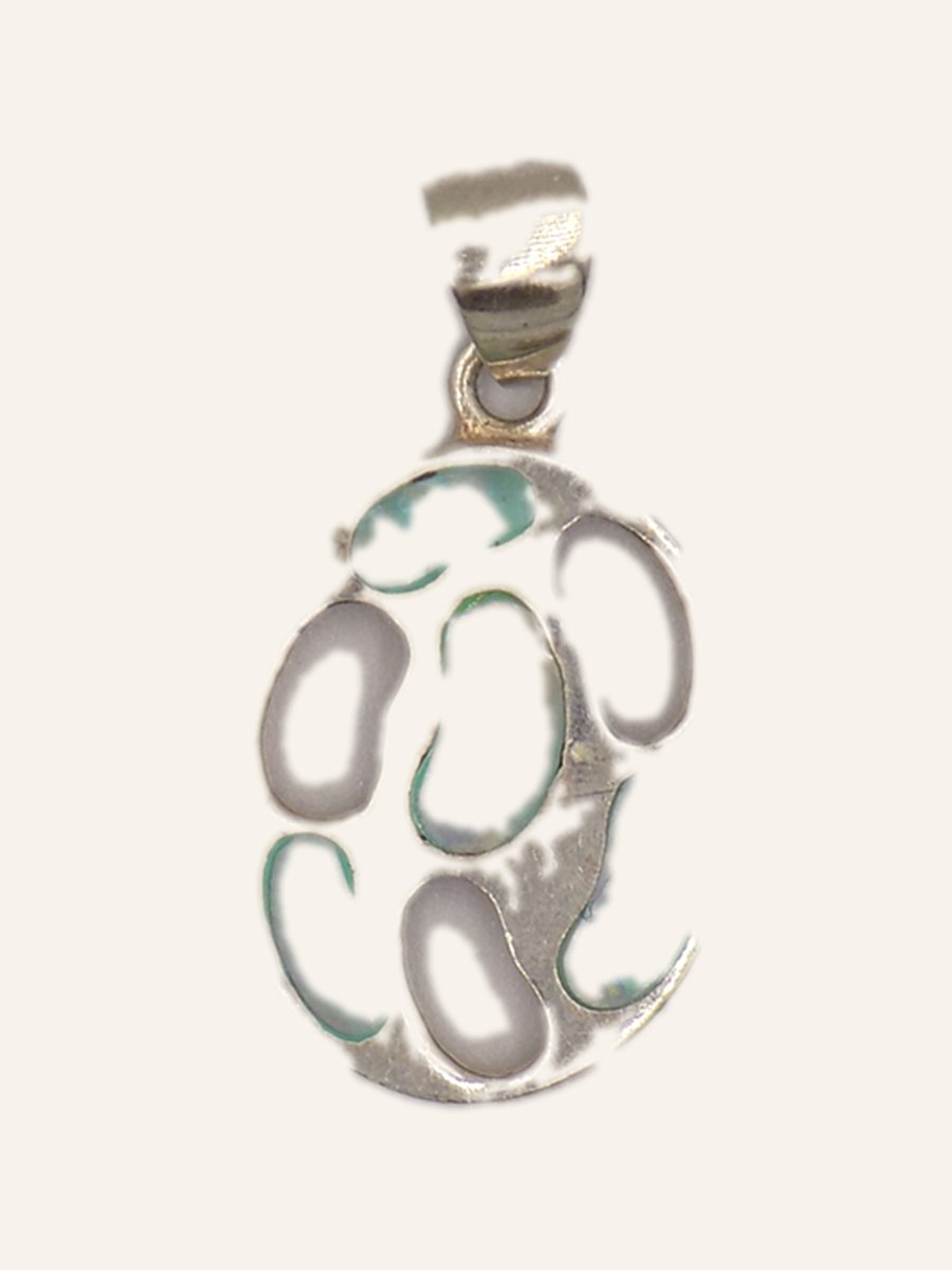 Openwork pendant in mother-of-pearl and enamel