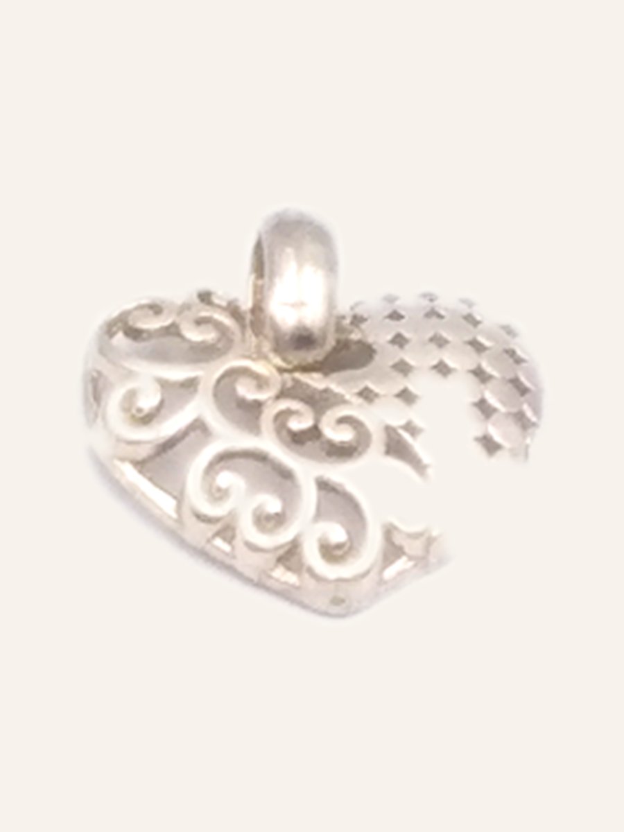 Openwork heart pendant with scrolls